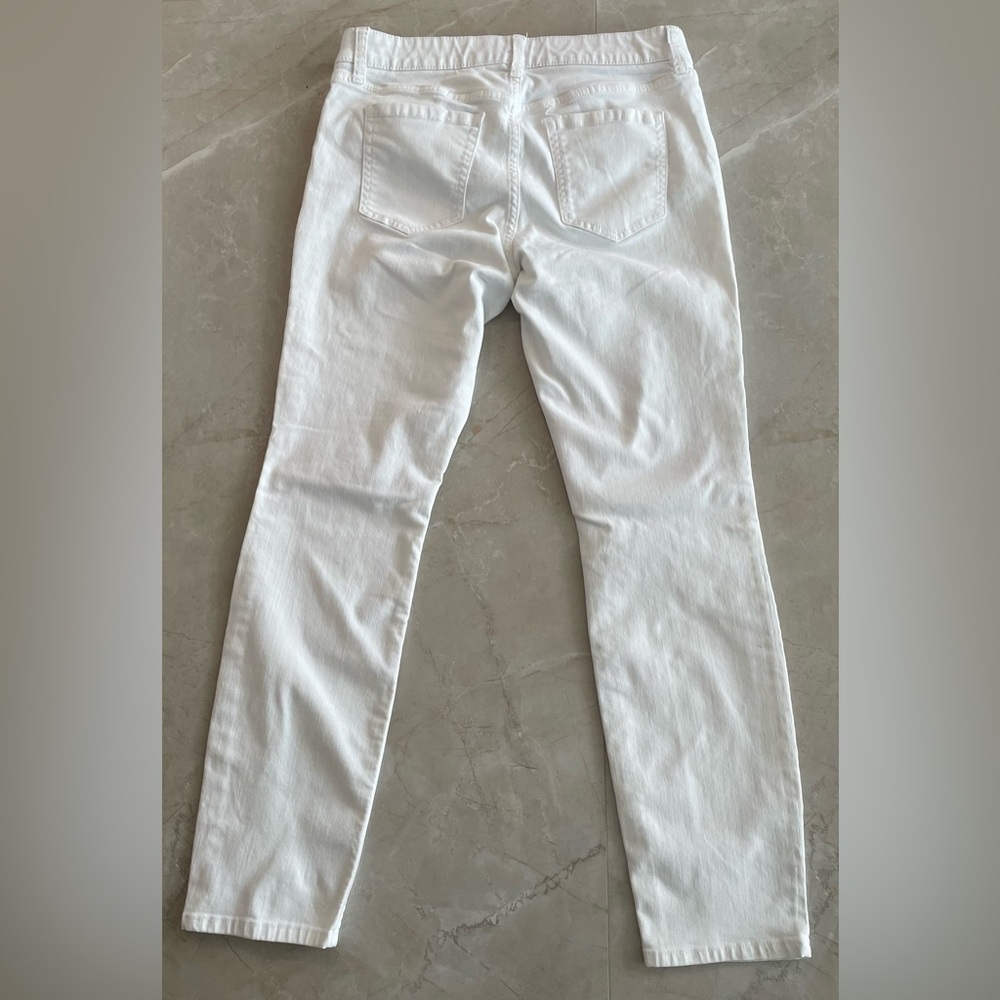 Liz Claiborne Women Jean Size 8 White Classic Fit Straight Leg Mid Rise Flatters - Picture 3 of 4